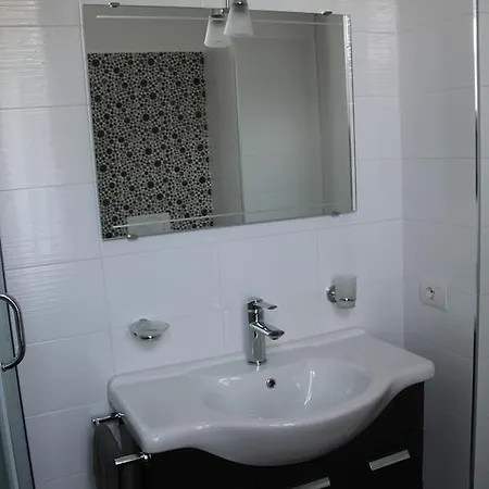 La Ciliegia Bianca * Belgirate