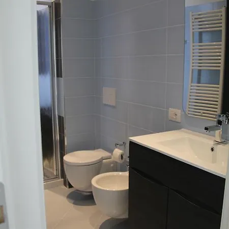 La Ciliegia Bianca Bed & Breakfast Belgirate