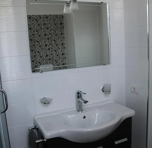 La Ciliegia Bianca * Belgirate